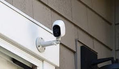 Camera Low Front door